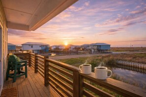 Terrace/patio - St. Jo's Bungalow (Port Aransas)
