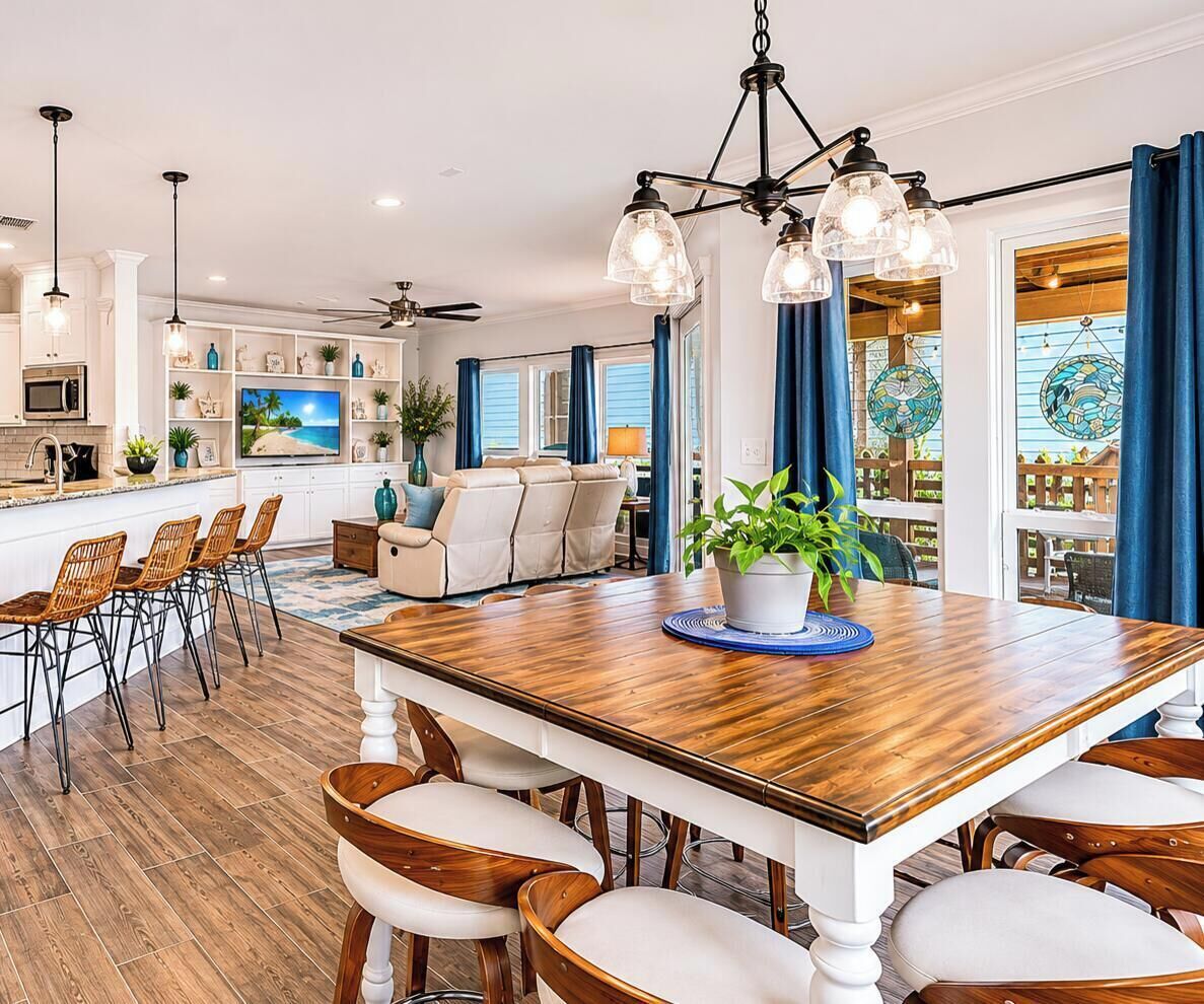House, Multiple Beds, Balcony (Sunrise Paradise) | Dining