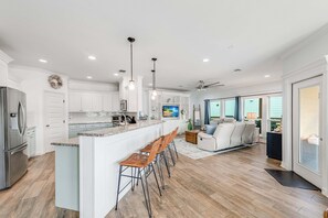 Casa, diversos llits, balcó (Sunrise Paradise) | Interior