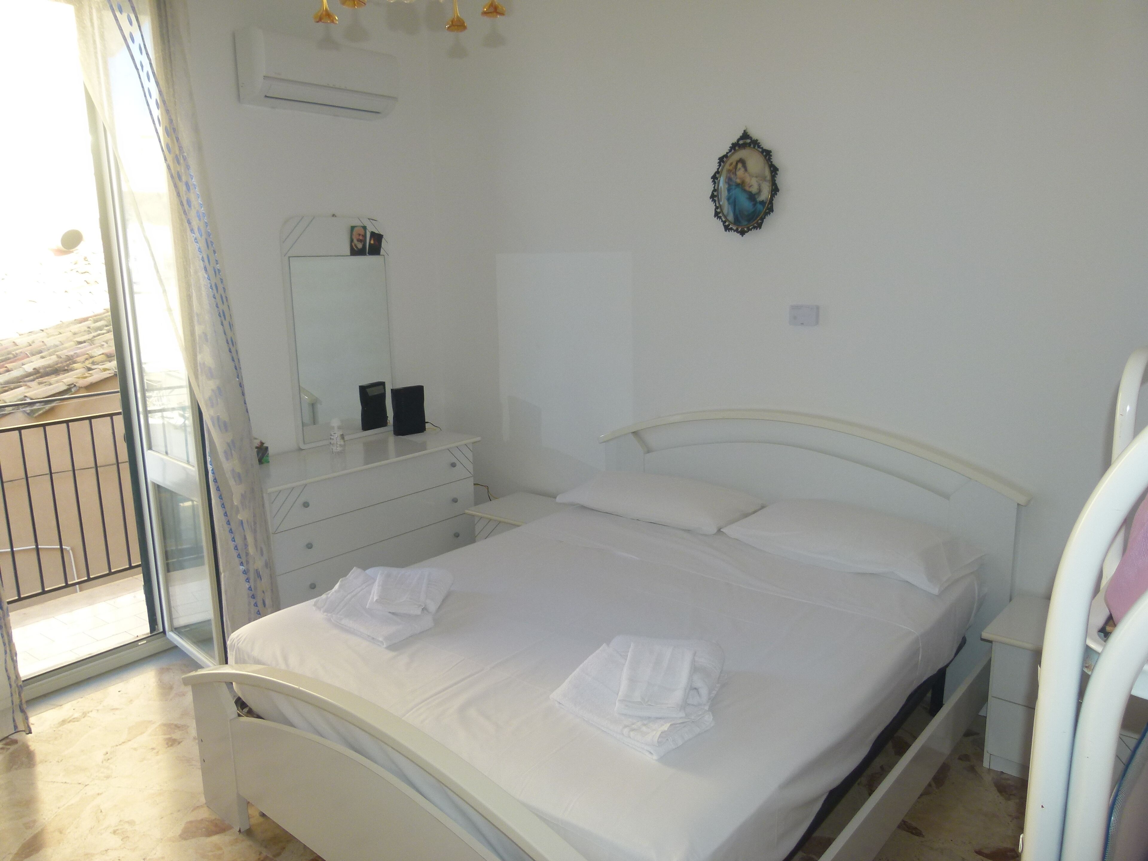 1 Schlafzimmer, Schreibtisch, Bügeleisen/Bügelbrett, kostenloses WLAN