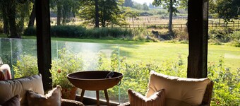 Stable Cottage - a super cottage sleeping 2 guests