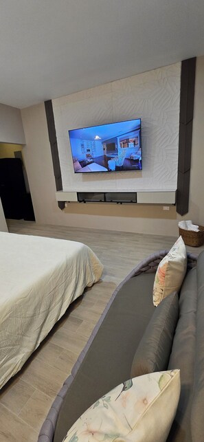 10 bedrooms, iron/ironing board, WiFi, bed sheets