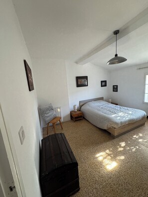 4 Schlafzimmer, Bügeleisen/Bügelbrett, WLAN