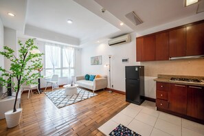 Deluxe Apartment, 1 Bedroom, City View | View from room