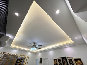 Deluxe Apartment, Balcony, Mountain View | Living area - The 401 Apartment (Tema)