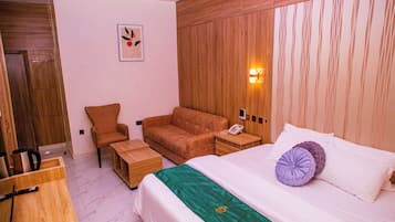 Rideaux occultants, chambres insonorisées, Wi-Fi gratuit