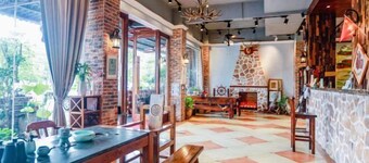 Danxia Mountain Fengqing Hostel