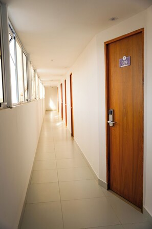 經典雙人房 | 免費無線上網、床單