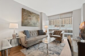 Deluxe-Apartment, 1 Schlafzimmer, Nichtraucher, eigenes Bad | Wohnbereich