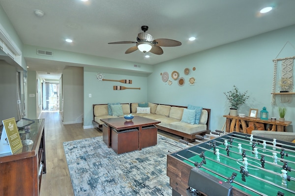 Living Room w/ patio access
