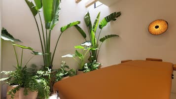 Couples treatment room(s), body treatments, aromatherapy