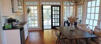 Cozy Farmhouse in Watkinsville