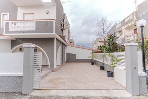واجهة المنشأة