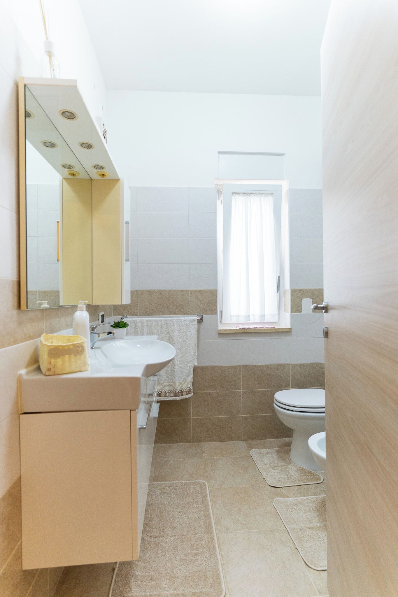 Villa, Balkon | Badezimmer