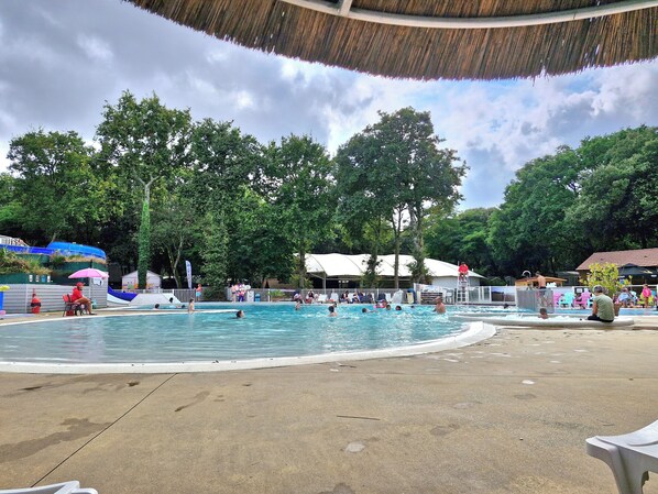 Pool - Superb mobile home very close to the ocean (Saint-Brevin-les-Pins)