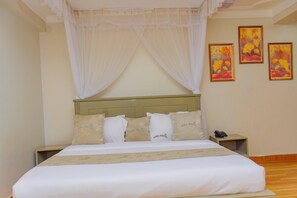 In-room safe, desk, laptop workspace, iron/ironing board - NIBA Hotel (Jinja)