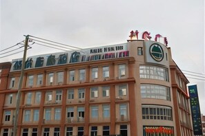 Exterior - GreenTree Inn Shanghai Songjiang Xinqiao Jiuxin Road Express Hotel (Shanghai)