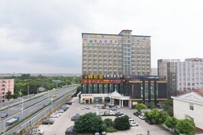 Self-parking (surcharge)