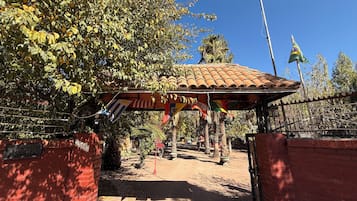 Entrada al alojamiento