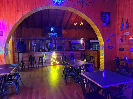Snack bar