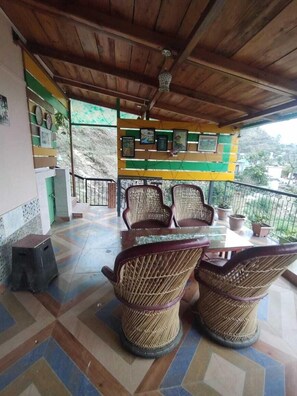 Standard Room | Free WiFi - Luxsugero Moonlight (Bhimtal)