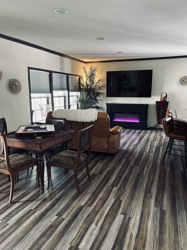 Smart TV, fireplace, printers