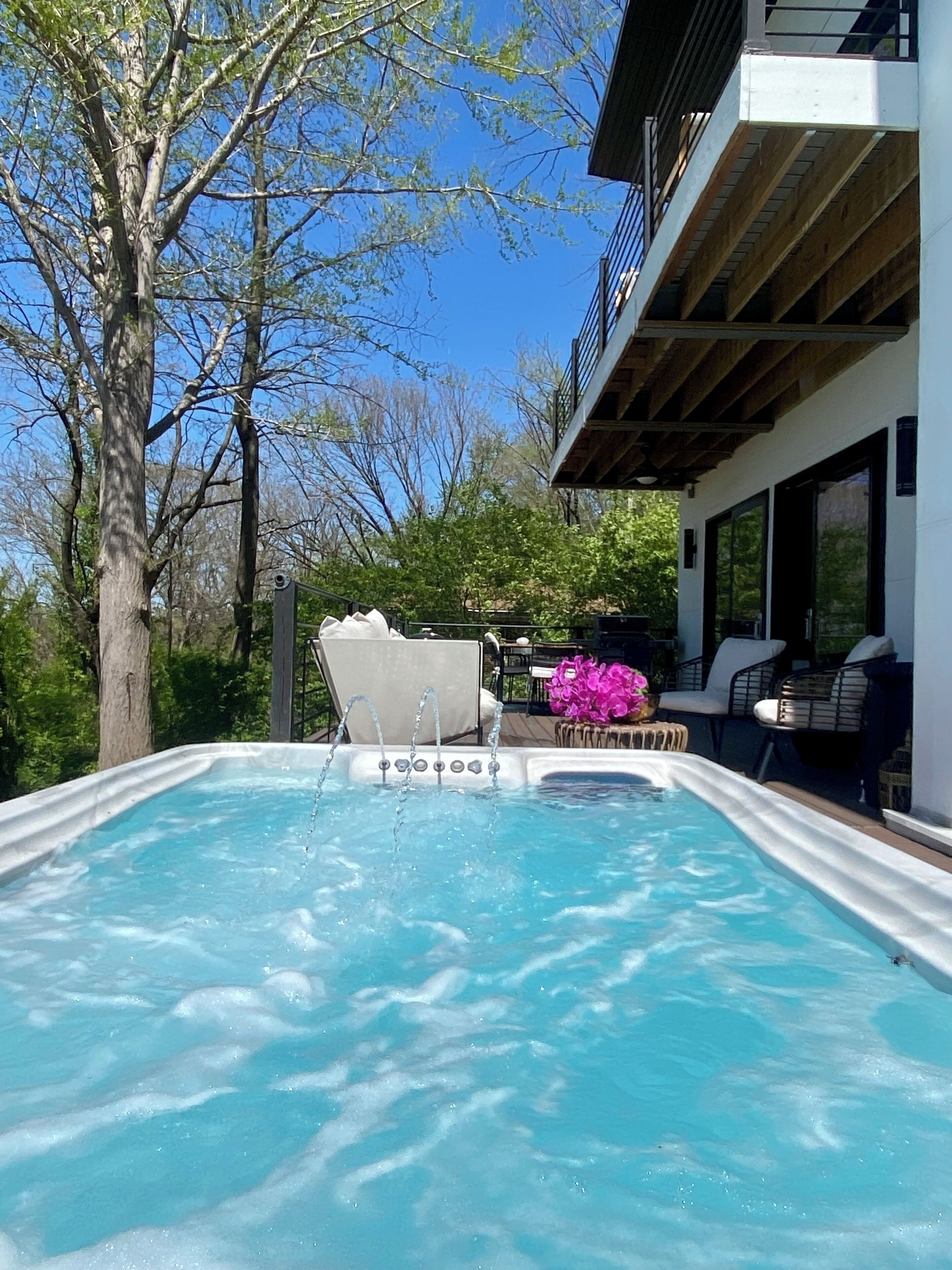 Outdoor pool, a heated pool