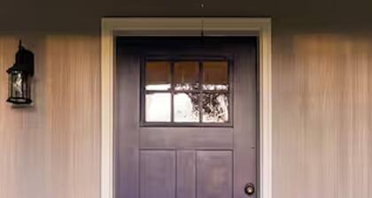 Shangri-La in Etowah: a serene + cheerful cottage near Pisgah & DuPont Forests