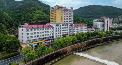 Weiye Hotel