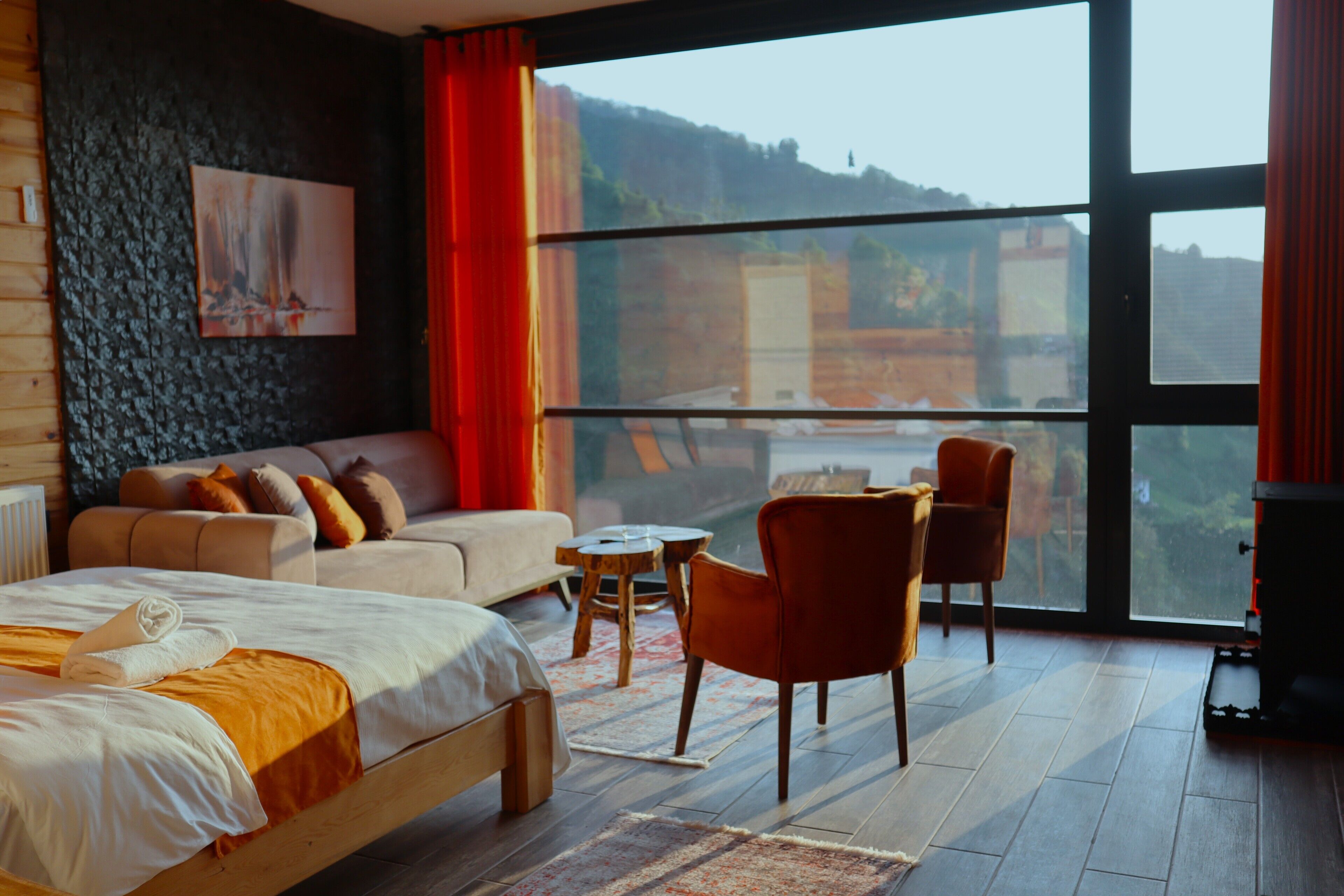 Deluxe Studio Suite, 1 Double Bed with Sofa bed, Valley View | Free WiFi, bed sheets