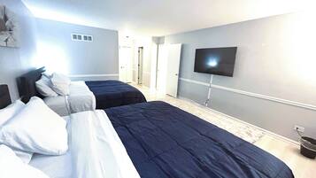 5 bedrooms, WiFi, bed sheets