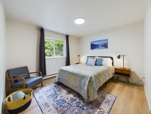 6 slaapkamers, een strijkplank/strijkijzer, gratis wifi, beddengoed