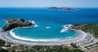 Cabo Frio Beach House Hostel