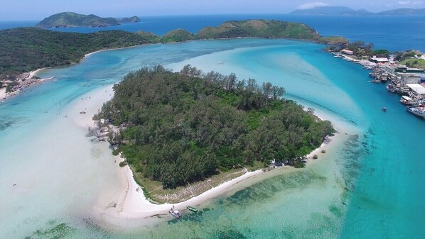 Vlak bij het strand, wit zand