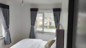 Standard Double Room | 1 bedroom, desk, free WiFi, bed sheets