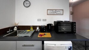 Unclassified image, 2 of 31, button - BV Aparthotel Huddersfield Ideal for Business & Leisure Stays (Huddersfield)
