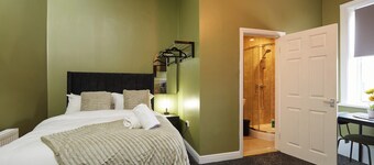 BV Aparthotel Huddersfield Ideal for Business & Leisure Stays