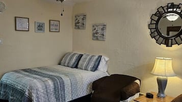 1 bedroom, iron/ironing board, free WiFi, bed sheets