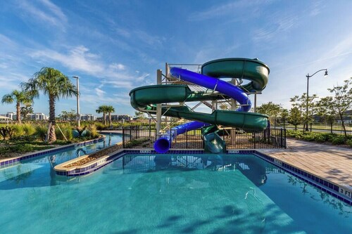 Luxury Private Pool Townhouse/Free Water Park/5B4B