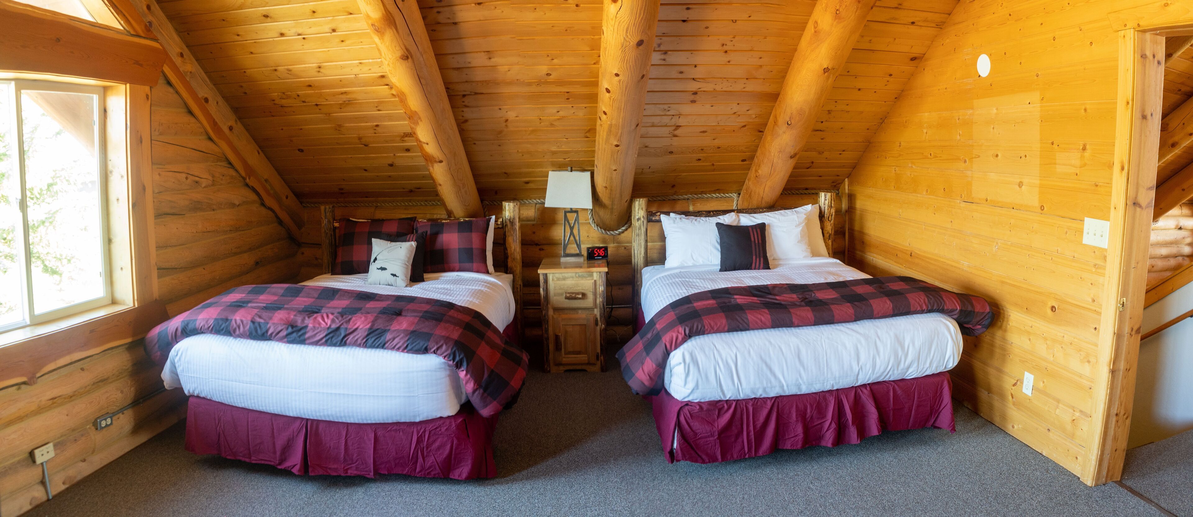 3 bedrooms, travel cot, free WiFi, bed sheets