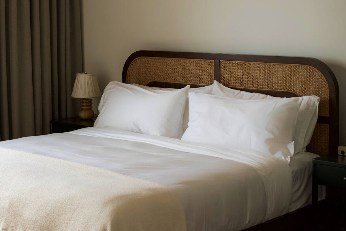 Penthouse, 3 Bedrooms | Minibar, in-room safe, WiFi (free), bed sheets