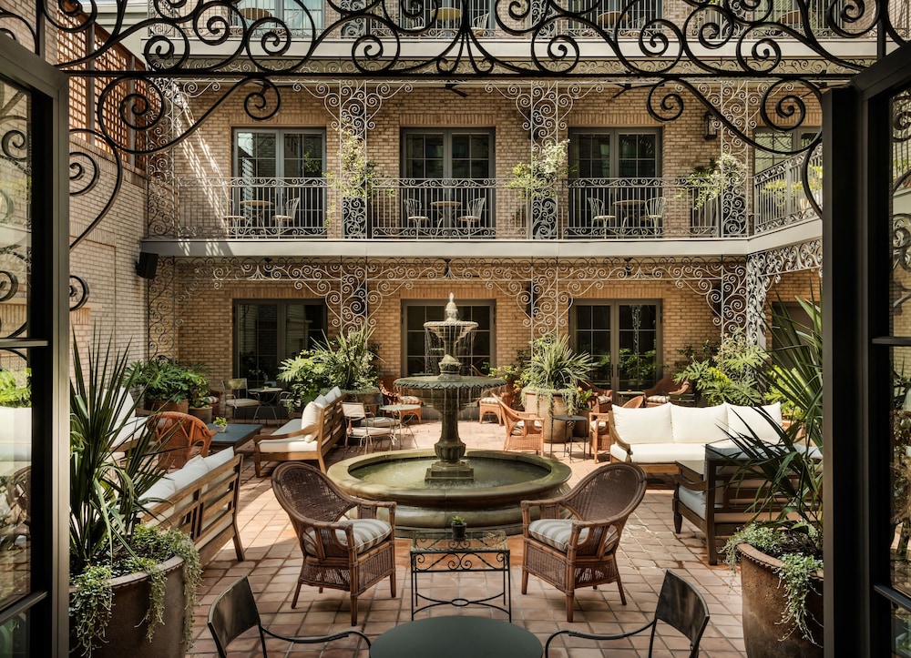 The Nickel Hotel by null