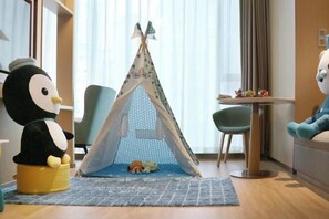 Cribs/infant beds - Holiday Inn Luzhou Longjian (Luzhou)