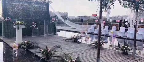 야외 연회 공간