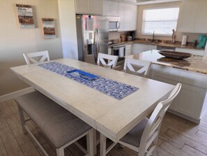 Dining - Ground floor, Beachfront, Updated Family Condo (New Smyrna Beach)