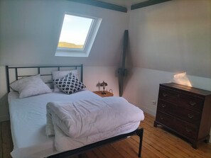 4 bedrooms