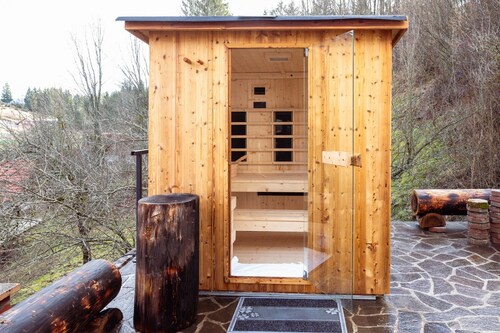 Two Bedroom Apartment Grič with Sauna and Terrace