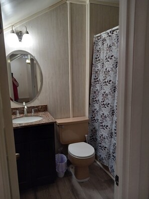 Handtücher, Toilettenpapier