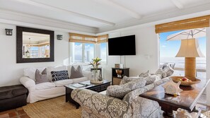 Interior - Unbeatable Beachfront Bliss w/ Ocean Views, Luxe Interiors & Patio Beach Road (Dana Point)