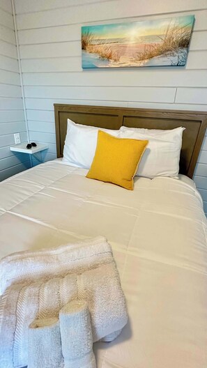 2 bedrooms, WiFi, bed sheets